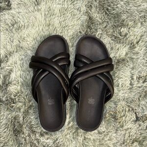 Old Navy Black Slide Sandals